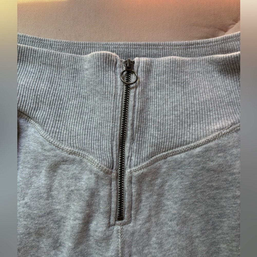 NWOT Aerie Grey Joggers - Picture 3 of 11